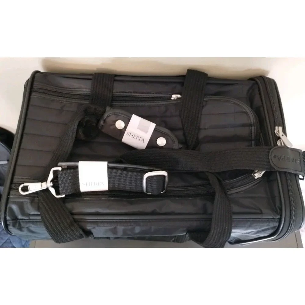Sherpa Original Deluxe Travel Pet Carrier, Dog Cat Airline Approved Black Medium